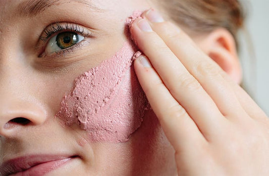 Scrub facial de rosas y manzanilla